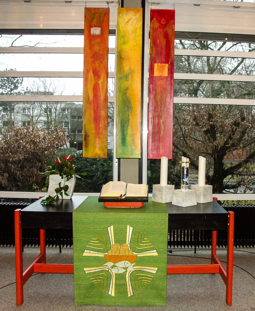 Altarbilder im Gemeindehaus Sandheide